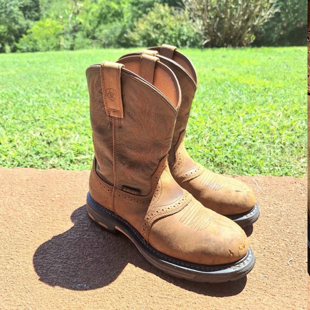 Ariat Men's Tan Leather Western Boots